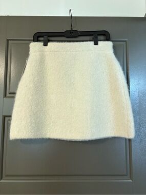 Clea Chloe Cream Boucle Mini Skirt